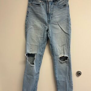 Madewell Women's Light Blue Distressed Jeans